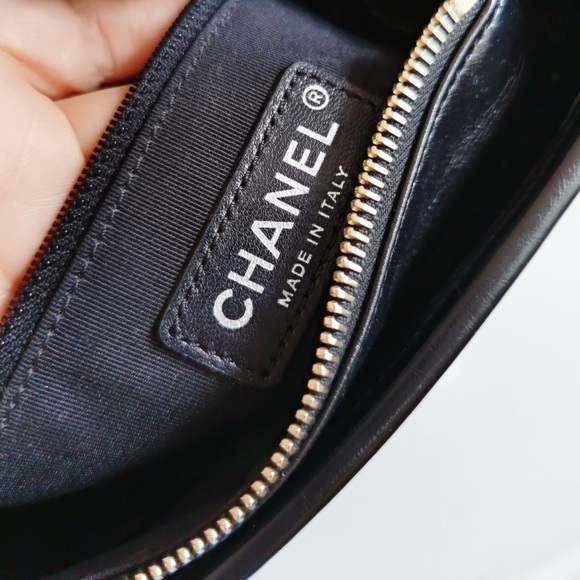Chanel Tweed Calfskin Small Gabrielle - Picture 11 of 13
